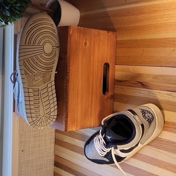 Nike Air Jordan 1, Shadow, Low, Gray White Black, Sneakers - Picture 2 of 4